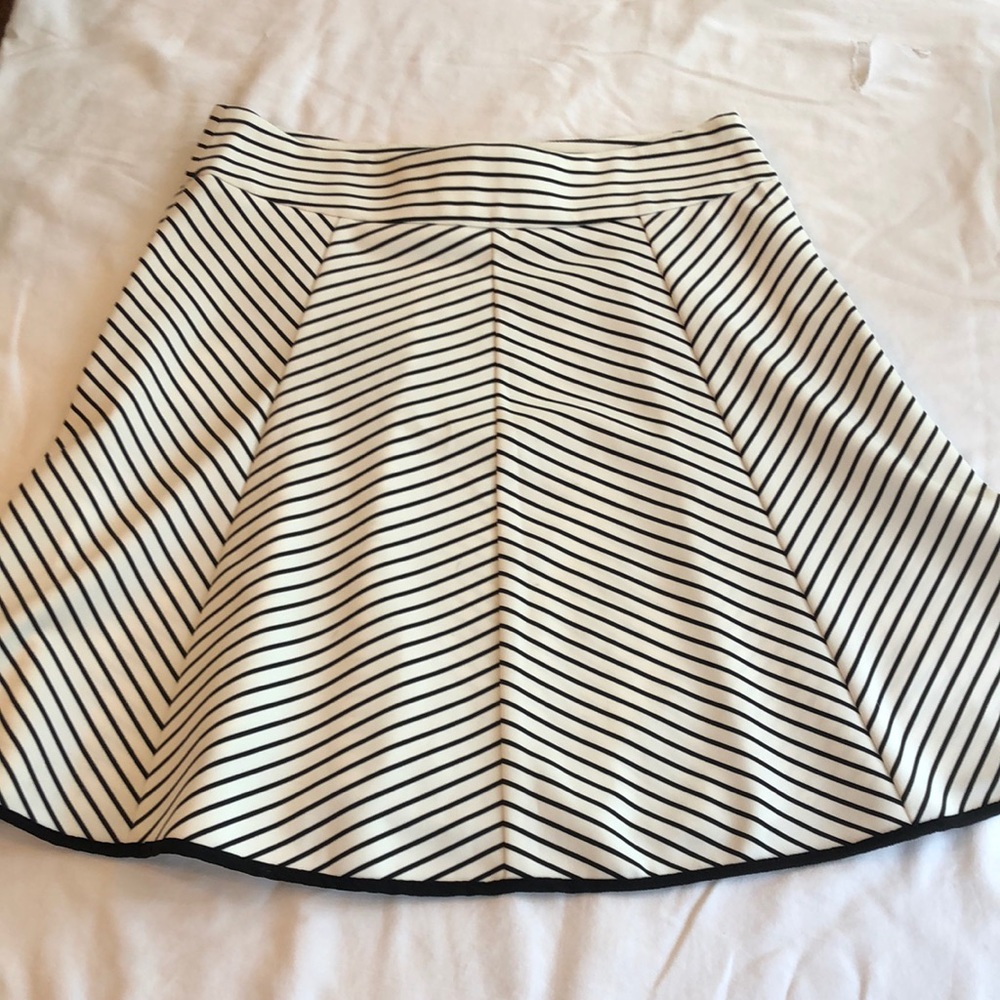 Darling striped skirt